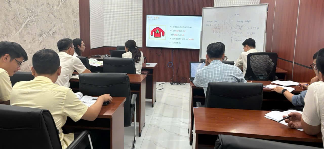 Lớp doanh nghiệp